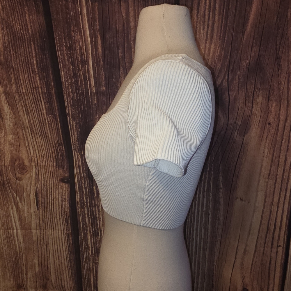 Aritzia Babaton Sculpt Knit Crop Top Size XS White - Picture 4 of 9